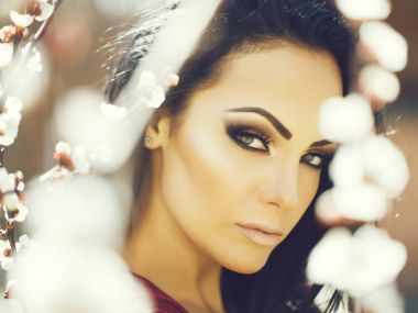 Kadın bahar bloom ile