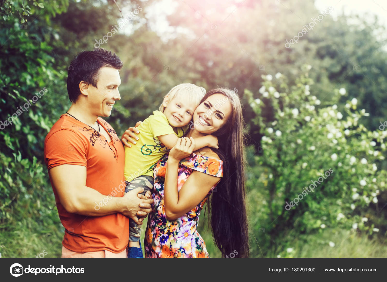 cute family photos with baby
