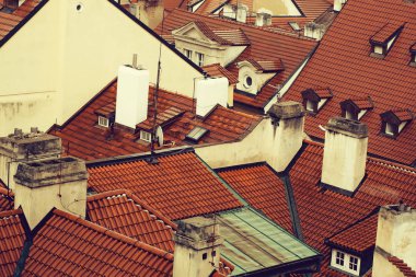 Bacalar ile pişmiş kiremitli çatılar