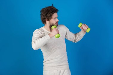 Barbell ile iç çamaşırı eğitim atlet