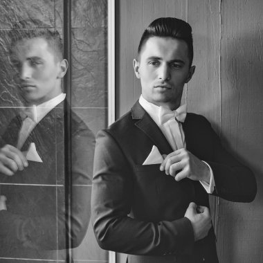 Zarif adam dokunur mendil