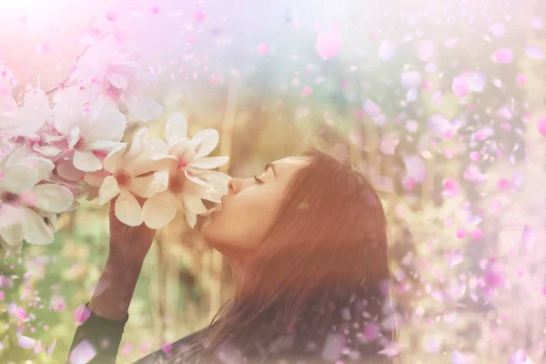 Hermosa wooman. Mujer en día soleado — Foto de Stock