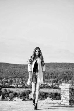 Güneşli güzel kız