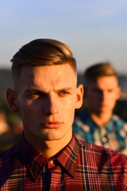 aile değerleri ve destek. f