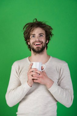 Sabah kahve veya süt ile.