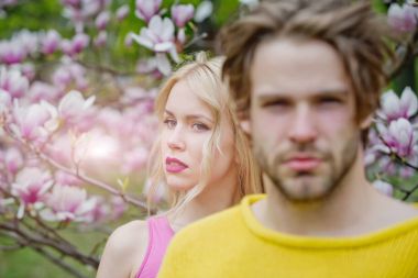 Paskalya, erkek ve kadın bahar.