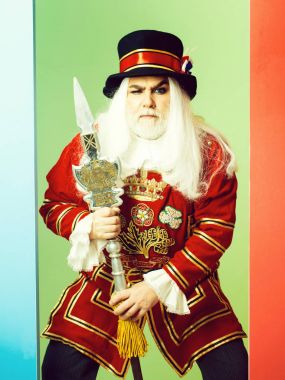 Komuta sizde beefeater kaşlarını