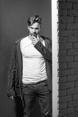 seksi kas sakallı adam