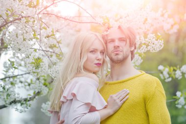 Erkek ve kadın Bahar, Paskalya.