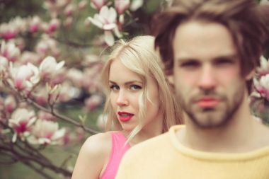 Manolya, kaç bahar çiçek çiçek aşık içinde