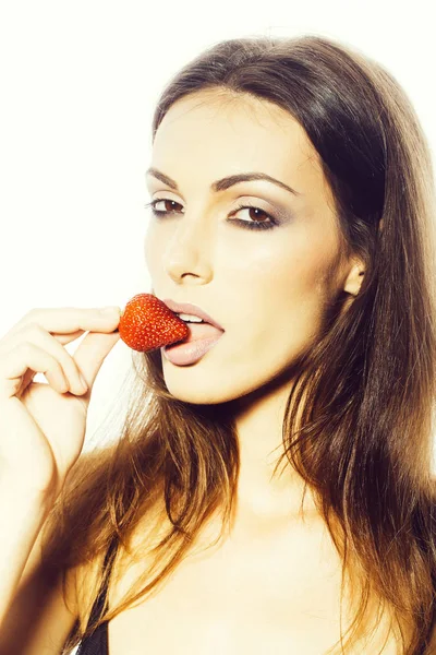 Sexy vrouw eten Rode aardbei — Stockfoto