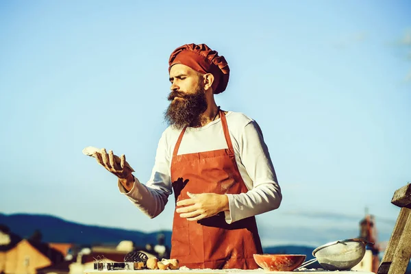 Homem barbudo cozinheiro chef — Fotografia de Stock