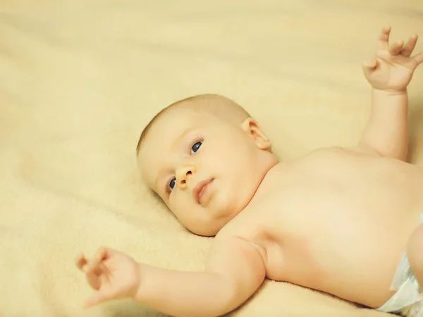 Kleine jongen baby — Stockfoto