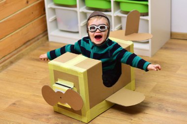 Pilot seyahat, airdrome, hayal gücü.