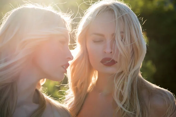 Twins in summer sunny weather. — Stock Photo, Image