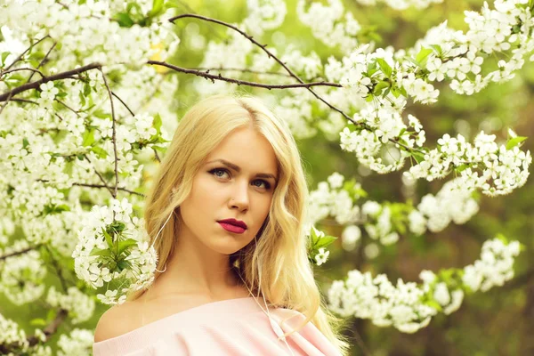 Beautiful woman in spring or summer, nature and fashion, wedding — Stock Photo, Image