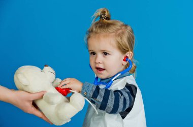 Hayvan hastalıklarıyla ilgili klinik oyunu
