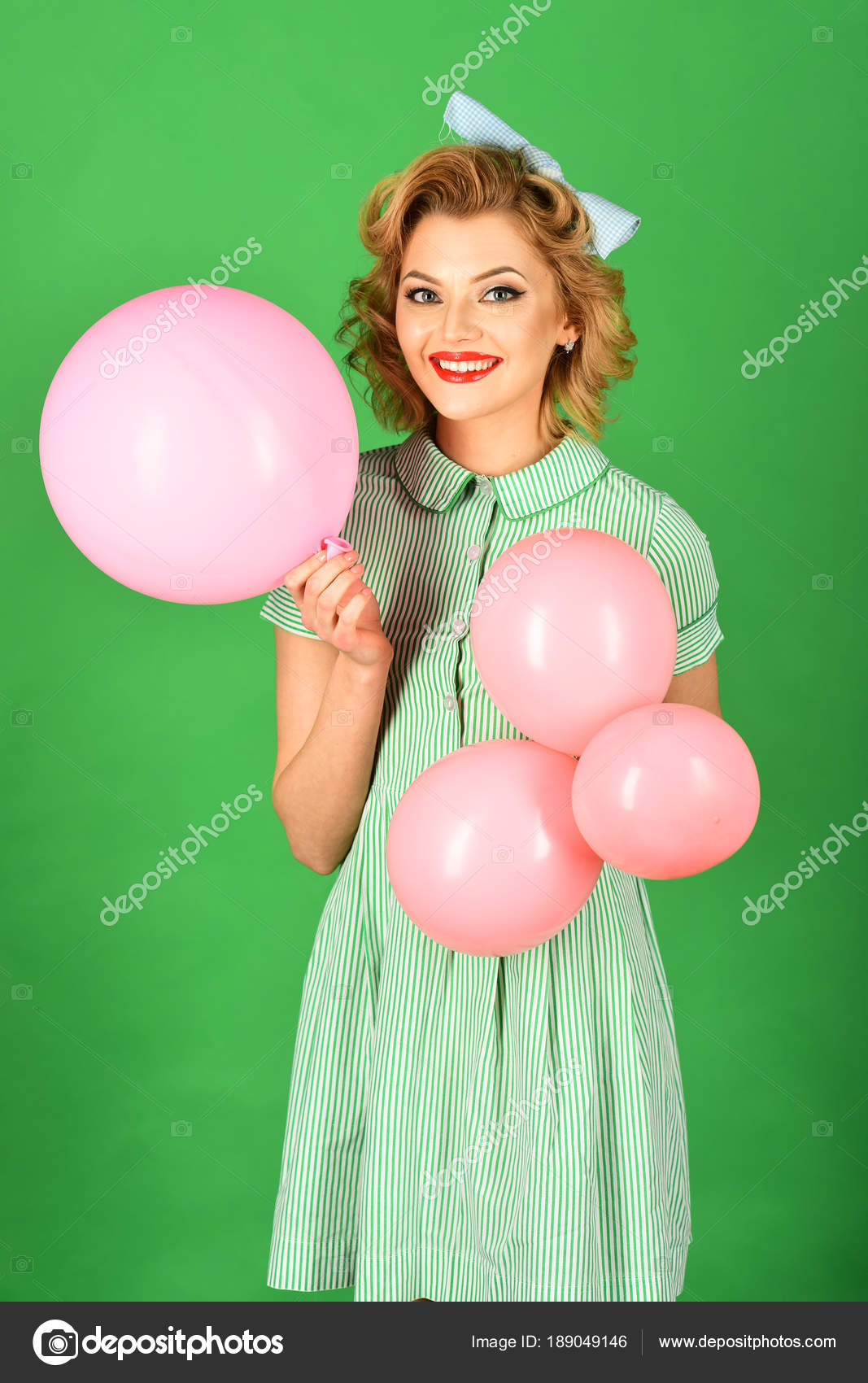 Anniversaire Vintage Pinup Fete Image Libre De Droit Par Tverdohlib Com C Anniversaire Vintage Pinup Fete Image Libre De Droit Par Tverdohlib Com C