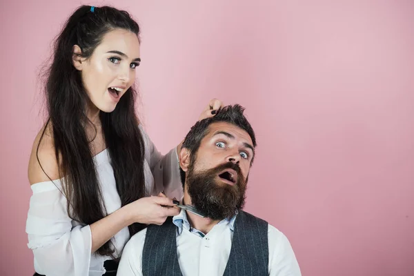 Homem com barba com senhora — Fotografia de Stock