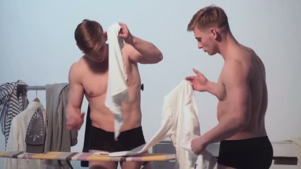 Jungs Die Auf Ein Date Gehen Mann Ohne Mädchen Hartes — Stockvideo