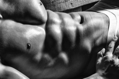 Erkek kas vücut veya gövde