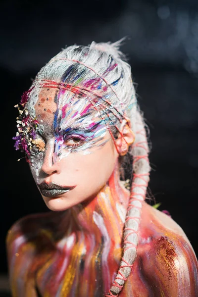 Frau Mit Buntem Neon Make Indianerin Mit Kreativer Körperkunst Holi — Stockfoto