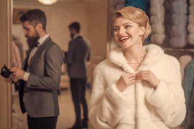 Lüks ve ilişki kavramı.