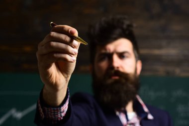 Eğitim bir yoğun bir şekilde düşünmeye öğretmenler ve öğrenciler resmi bir ortam tercih eden öğretmektir. Atölye teknoloji iletişim eğitim için.