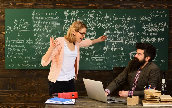 Goede Docenten Zijn Vaak Mededeling Meesters Onderwijs Afstuderen Mensen Concept — Stockfoto