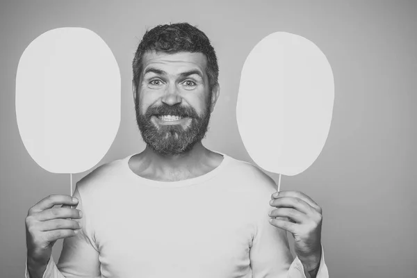 Man met lange baard en snor. — Stockfoto