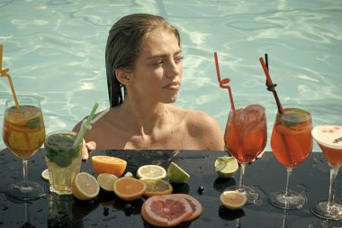 Yaz tatili ve parti.