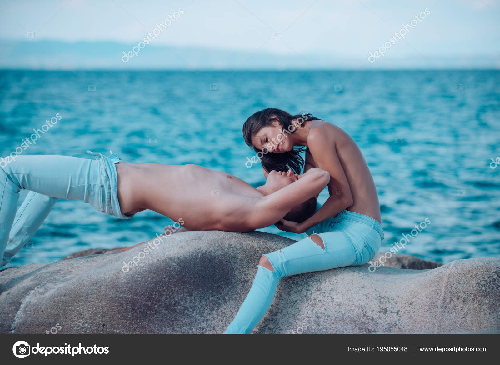 Nice sex fuck pic French pee twins piss
