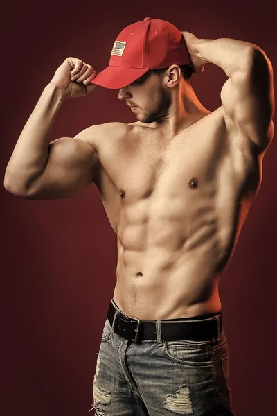 Hombre atlético muscular — Foto de Stock