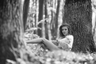 Ormandaki keçi olan kadın