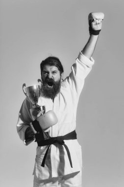 mutlu karate erkek kimono, boks eldivenleri, şampiyon Kupası sakallı