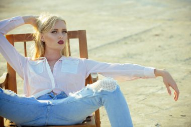 Güzellik, bak, gençlik