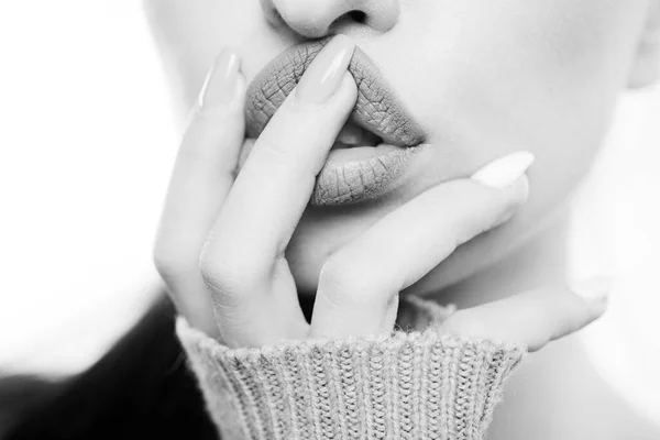 Lip care and beauty. Well-groomed nails. Part of the female face. Cosmetology. Open mouth with white teeth. White background. Gentle lips. Sexy. Clean skin. — Stock Photo, Image