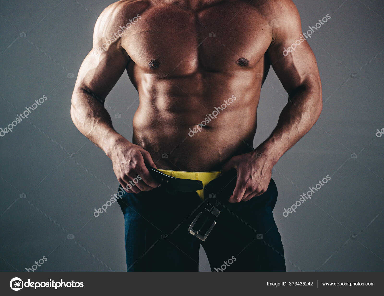 Spartak pornografiya seriyasi Qirq yoshli ayollar bilan jinsiy aloqa porno videolar