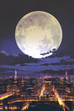 Dolunay gecesi şehir manzarası üzerinde toplayan gece