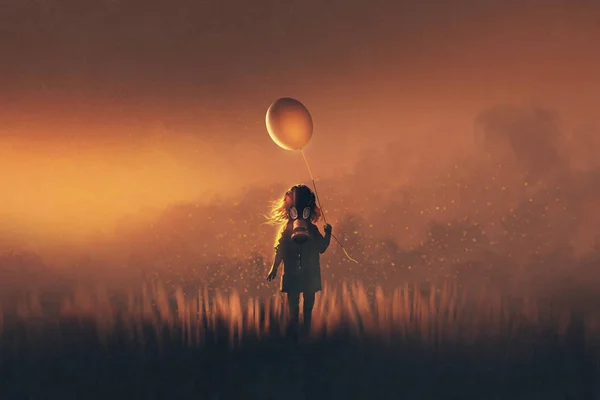 Girl with gas mask holding balloon standing in fields — Stock Photo, Image