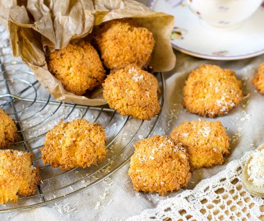 geld in twee portefeuilles