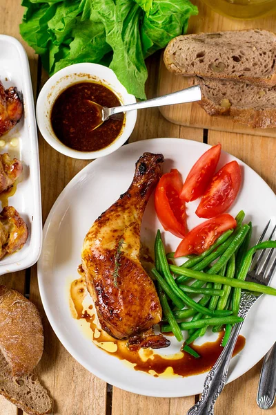 캐 러 멜된 구운된 닭 다리 녹두 — 스톡 사진