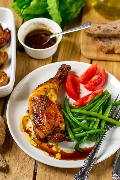 캐 러 멜된 구운된 닭 다리 녹두 — 스톡 사진