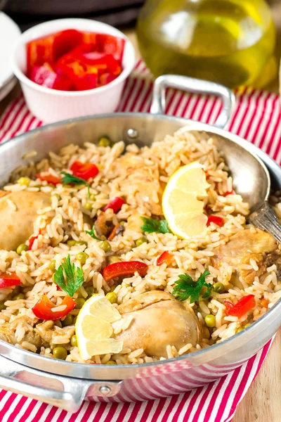 Chicken and rice with vegetables "Arroz con pollo" — Stock Photo, Image