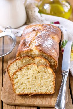 Tatlı süzme peynir ricotta pastası zeytinyağı ile