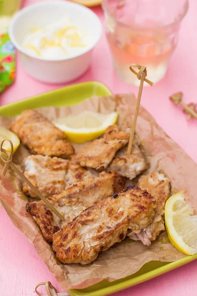 Fried fish Pescado frito with lemon mayonnaise — Stock Photo, Image