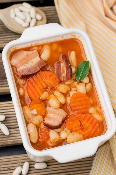 Haricot bean stew with smoked meat and carrots — Stock Image Haricot bean stew with smoked meat and carrots Stock Picture