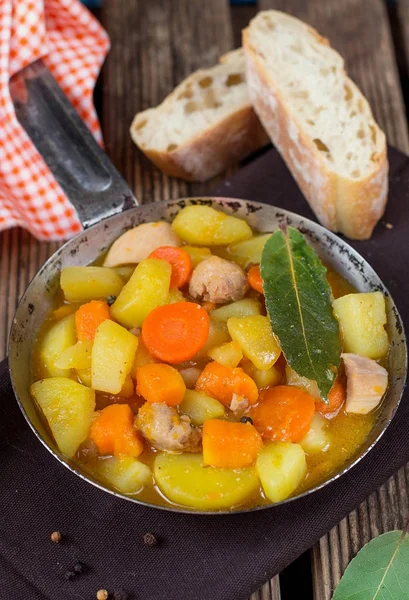 Chicken stew in tomato sauce gravy with vegetables — Stock Image Chicken stew in tomato sauce gravy with vegetables Stock Image