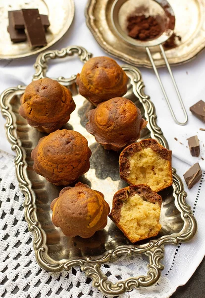 Magdalenas de pastel de mármol dulce Pastel de cebra —  Fotos de Stock