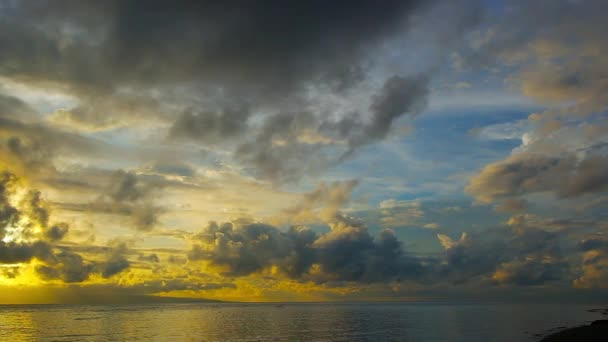 Барвисті Sunrise Відео Dumaguete Міста Берегів Негри Східний Філіппіни Cumulus — стокове відео